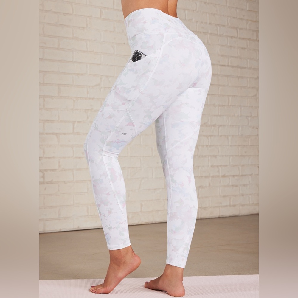 Fabletics Women’s Pure Lux Leggings color Sakura